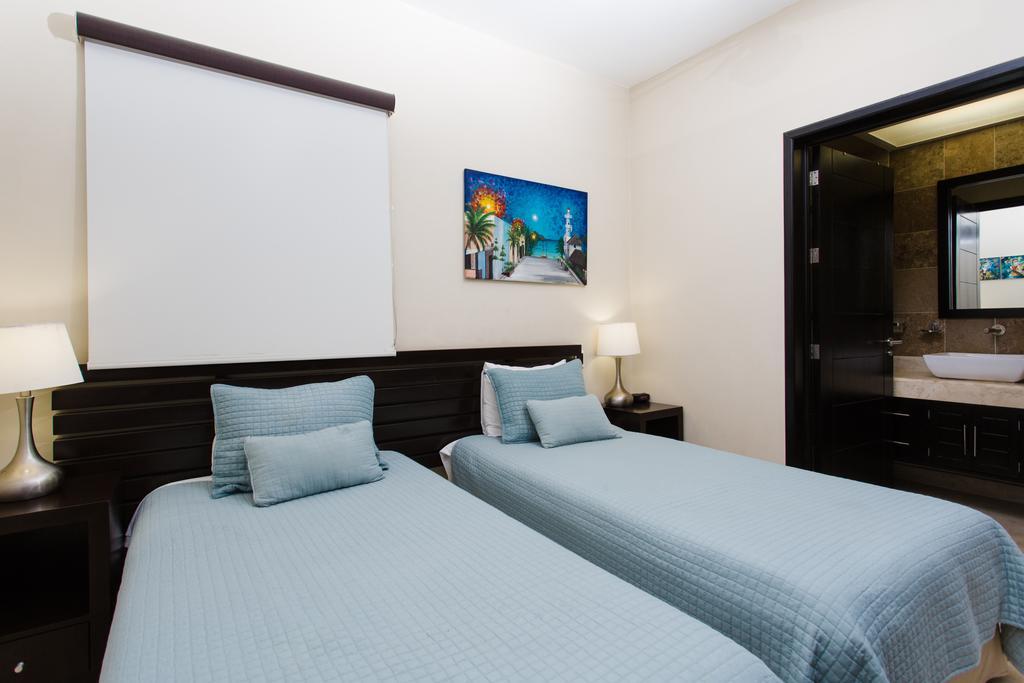 Oceanfront El Faro Surf 302 Appartement Playa del Carmen Buitenkant foto